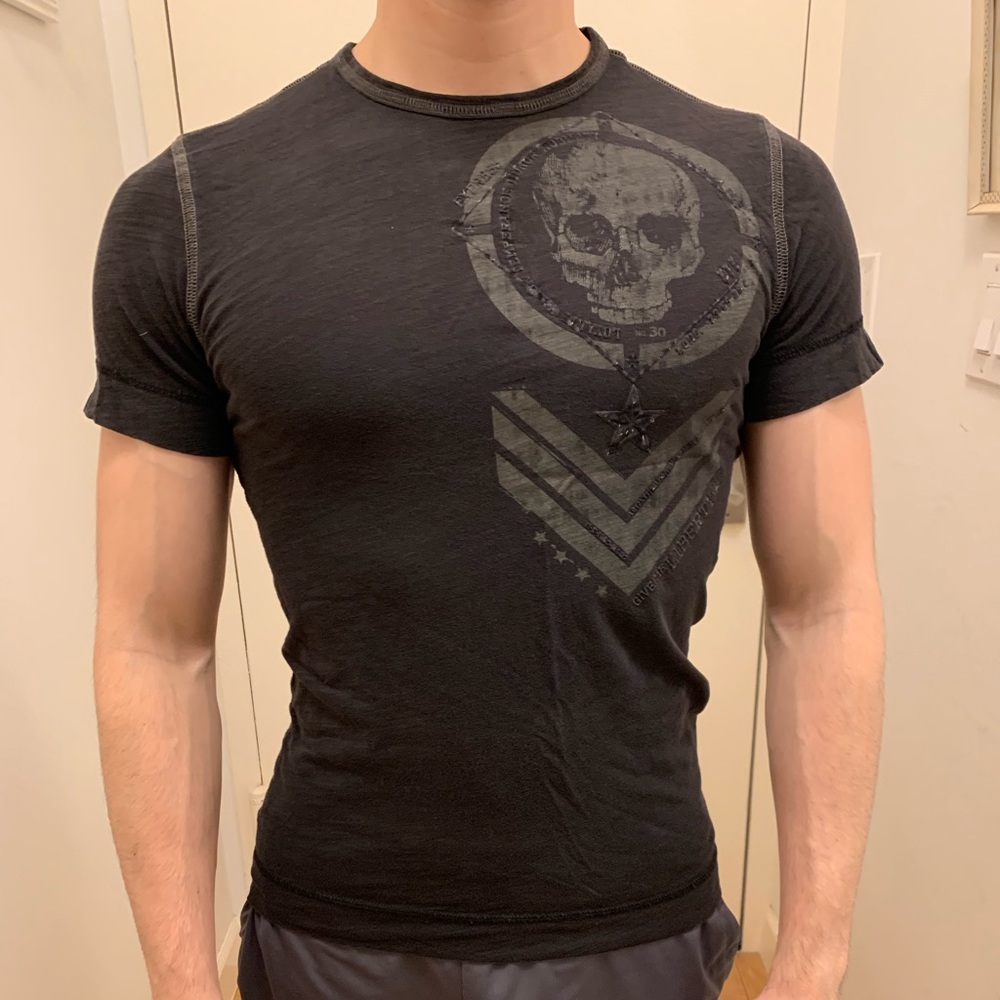 Men’s Express t-shirt